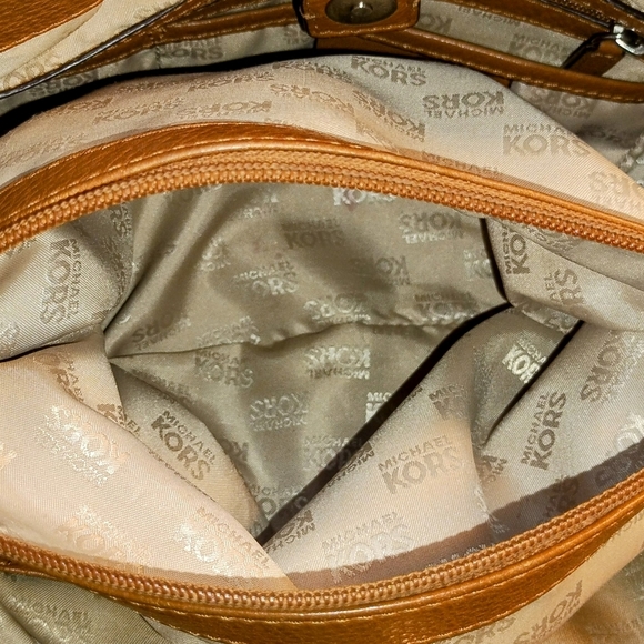 Michael Kors Medium Large Leather Hamilton Bag Brown Satchel With wallet. - Picture 11 of 17